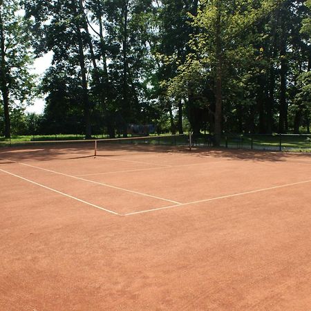 Palac Poraj Wicko  Buitenkant foto