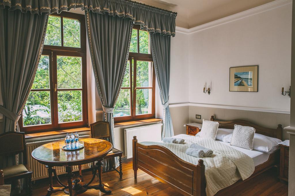 Palac Poraj Wicko  Buitenkant foto